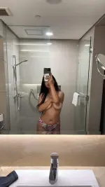 1739183532587.webp