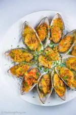 Panlasang-Pinoy-Baked-Tahong-with-Butter-Cheese-and-Roasted-Garlic-Recipe-1.webp