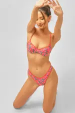 FIONA---SPICY-PEPPER---20_2048x.jpg.ebcd7f73ec09d1190c4d90c1bce57f43.webp