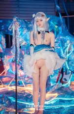 Blacqkl-cosplayy-Emilia-–-ReZero-11_result.webp