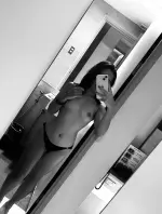 black-white-v0-wapo4z7xoane1.webp