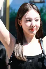 twice-nayeon-hd-in-comments-v0-qo2y4ompnybe1.webp twice-nayeon-hd-in-comments-v0-qo2y4ompnybe1.webp
