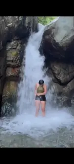 Screenshot_2025-05-25-22-21-35-184_com.miui.videoplayer.webp