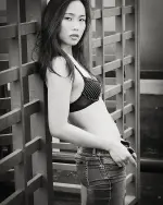 niz_choi_cnizee-20221103_075853-2122294496.webp