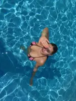 snaptik_7525942440121928973_0.webp