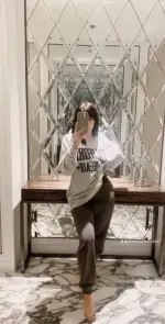 snaptik_7349370476088544517_0.webp