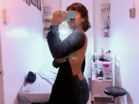 issagwapz_1758159675982.webp