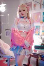 ZinieQ (ジニCosplayer) cosplay Viper - NIKKE (6).webp