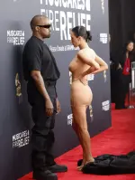 kanye-west-bianca-censori-2025-grammys-020225-1-4568cf6023864396b3f800b602dabe35.webp kanye-west-bianca-censori-2025-grammys-020225-1-4568cf6023864396b3f800b602dabe35.webp