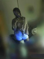 DZ8PS2oVAAA3h-h.webp