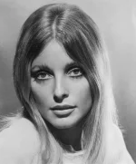 Sharon_Tate_Valley_of_the_Dolls_1967_-_Restoration.webp