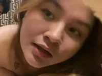 Selfie muna bago tirahan.jpg