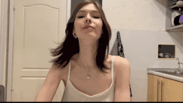 Media_230822_133128.gif
