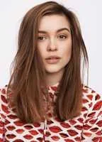 sophie-cookson.webp