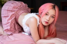 irisadamsone_2127752.webp