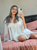 irisadamsone_2128280.webp