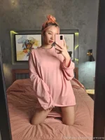 irisadamsone_2128441.webp