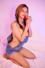 irisadamsone_2128870.webp