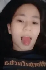 Nagflex na naman si Kuys ng masikip na keps ni gf.webp