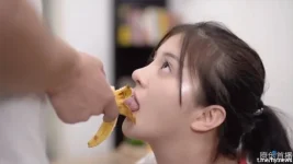 Viral-sa-FB-Tao-po-nandyan-po-ba-kayo-sa-loob-ng-Malaking-bahay-at-malawak-na-bakuran.webp