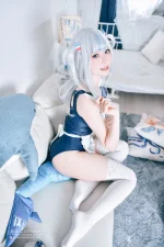 04_Ely_Gura_Swimsuit_4.webp