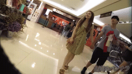 y1wubgkxatga.gif