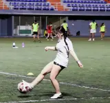 1kaosm_1758984588865.webp