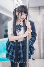 無毛猫 (Momocat) - Bus (7).webp