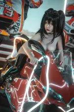 Nekokoyoshi (爆机少女喵小吉) cosplay Taihou Race Queen - Azur Lane (17).webp
