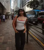 011957493.webp