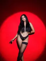 Applause to Miss Twenty Something 💋 (1).webp