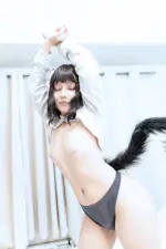 8RN07458.webp