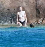 Maya-Hawke-nude-porn-hot-topless-ass-pussy-tits-beach-ScandalPlanet-6-optimized.webp Maya-Hawke-nude-porn-hot-topless-ass-pussy-tits-beach-ScandalPlanet-6-optimized.webp