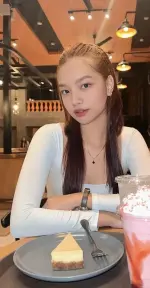Leah Rose (11).webp Leah Rose (11).webp