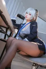 Rioko (凉凉子) cosplay Bronya Zaychik OL - Honkai Impact 3 (22).webp