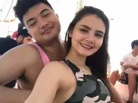 uvcFYRrA.webp