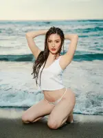 Shot muna 😅 @thesbclinic.webp