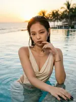 JENNIE in a Refreshing ERA..... (1).webp
