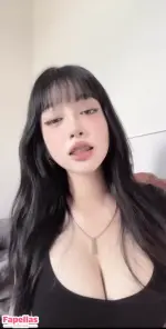 kiw-urgirll_0003.webp