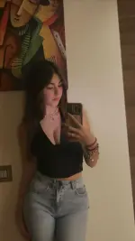 A9VWZrjnKHiAjdhKwzx4RvobgHqUMZyYu98hEj0a_Valentina-1.webp