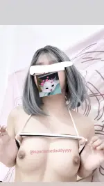 boobies-for-ú-babe-v0-3vfl6dmc6kcf1.webp