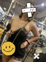 wardrobe-malfunction-v0-swfpfu1xq6qg1.webp