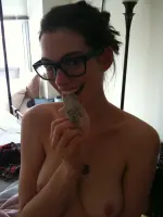 Anne Hathaway Pics (23).webp