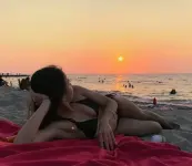 C6Q7kUVSzRA_1.webp
