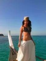 RDT_20260423_1243025070550296138297676.webp