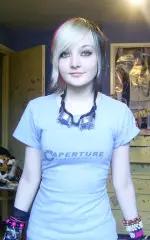 aperature-woman.webp