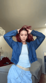 SnapTik-dot-Kim-e61b7c5b3d7bbfcecd1bd4990bd35ff4(1).gif