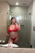 chubby-chav-v0-rmq8s4tf61ug1.webp