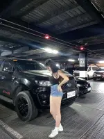 thick-thighs-v0-6bt070gz5dde1.webp