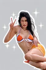 dreamina-2026-05-26-7689-Make a 6-piece sticker pack collage of t....webp